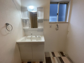 【洗面所】