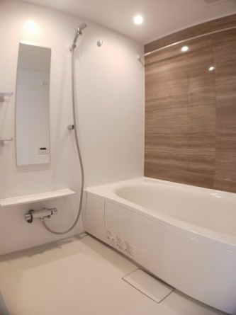 ゆったり過ごせるお風呂です