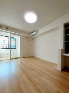 明るい室内です