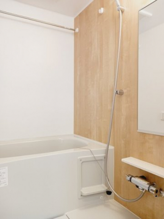 日々の疲れを癒すお風呂付です