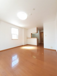 内装は落ち着いています