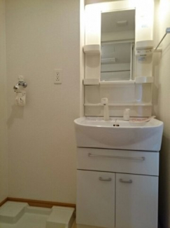 広い洗面スペース