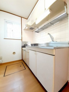 コンパクトなキッチンで掃除もラクラク