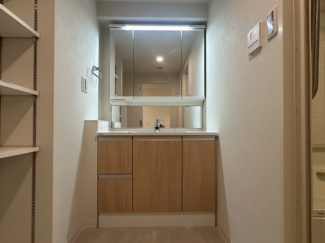 【独立洗面台】