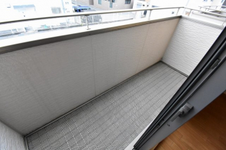 【バルコニー】