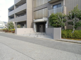 エントランスです