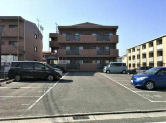 松山市北土居５丁目のマンションの画像