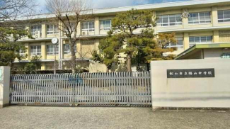 松山市立勝山中学校