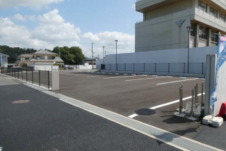 加東市立社中学校まで984m