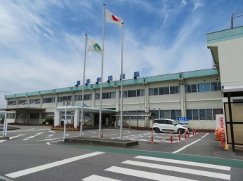 加東市民病院まで817m