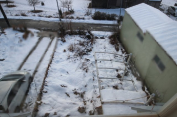 上から見た庭・駐車スペース