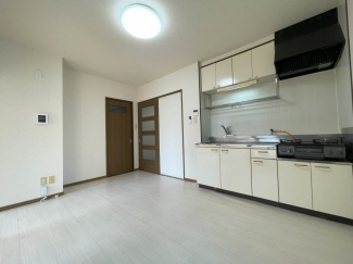 【居間・リビング】