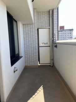 【バルコニー】