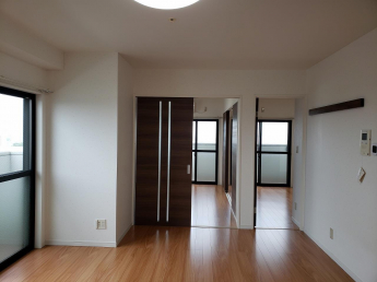 【居間・リビング】