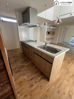 キッチンは大容量の収納スペースが確保されたつくりになっています。