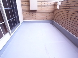 【バルコニー】