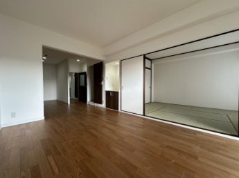 【居間・リビング】