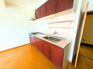 ドゥエル空港通の画像