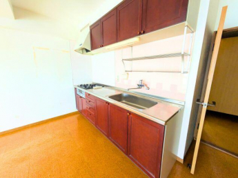 ドゥエル空港通の画像