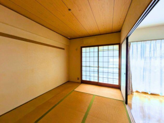 ドゥエル空港通の画像