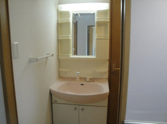 【洗面所】
