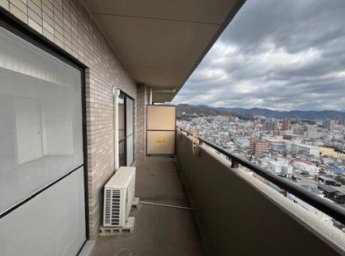 【バルコニー】