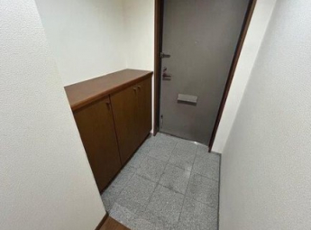 【玄関】