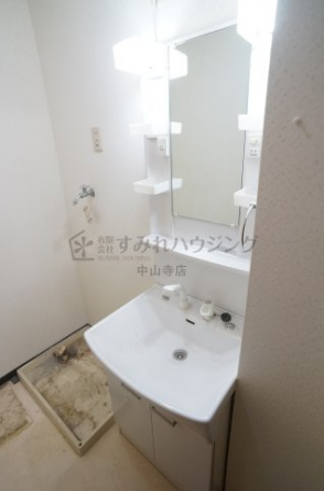 【洗面所】
