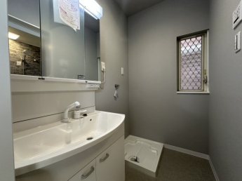 【独立洗面台】