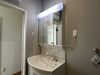 【独立洗面台】