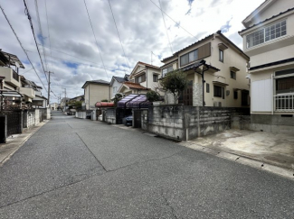 【前面道路含む現地写真】