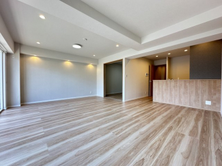 【居間・リビング】