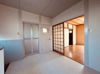 【居間・リビング】