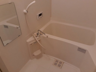 ゆったり過ごせるお風呂です