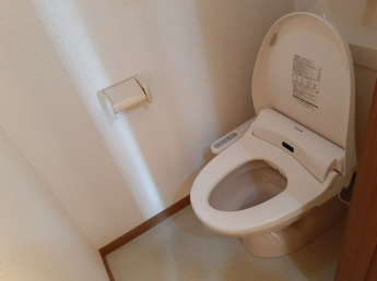 ゆったりとした空間のトイレです