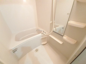 お風呂で日々の疲れを落としましょう