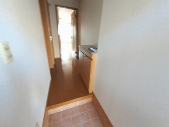 落ち着いた玄関です