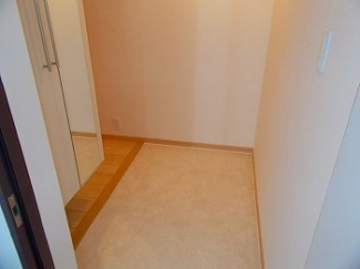 明るい玄関です