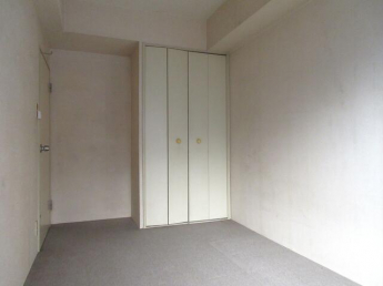 洋室（５．３帖）