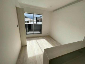 ベルソーレ駅前の画像