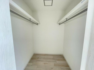 ベルソーレ駅前の画像