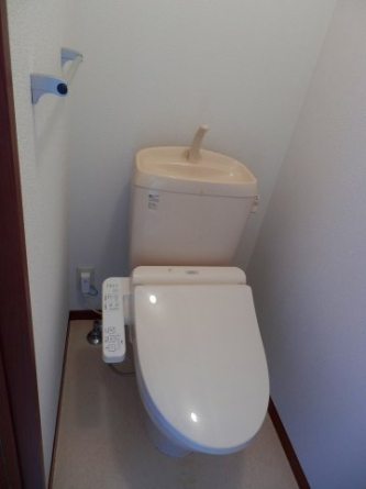 温水洗浄便座つき！