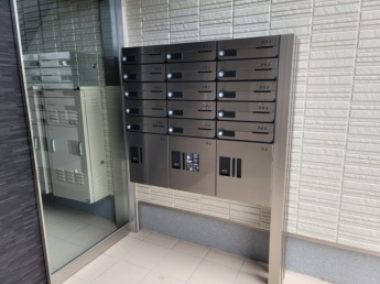 集合メールボックスと宅配ボックスです！