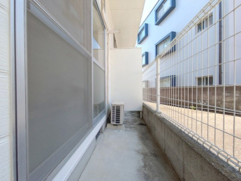 【バルコニー】