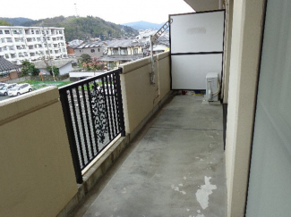 【バルコニー】