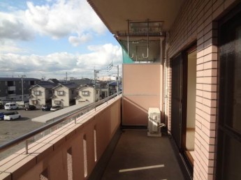 【バルコニー】