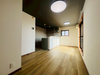 【居間・リビング】