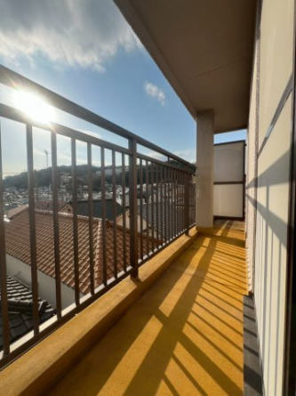 【バルコニー】