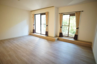 【居間・リビング】