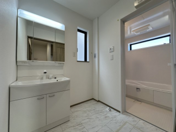 【独立洗面台】